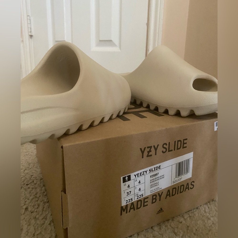 Yeezy Slides